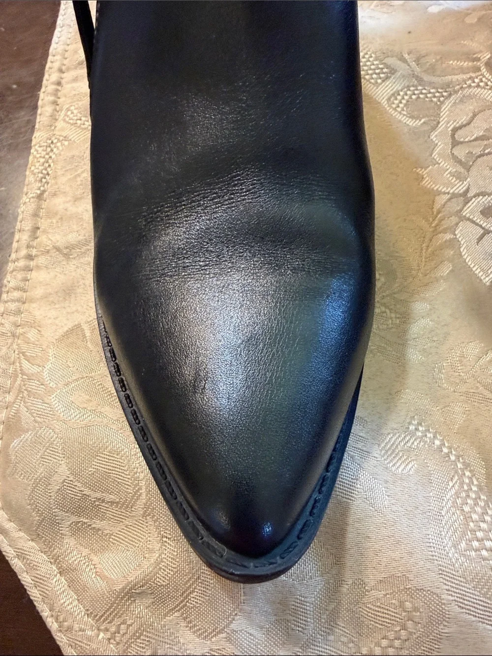 Chelsea & Violet Black Leather Pointed Ankle Boot